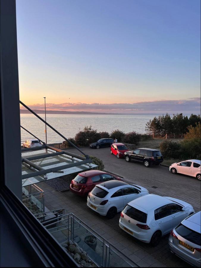 Beautiful Modern Sea-Side Apartment In The City EDI Kültér fotó